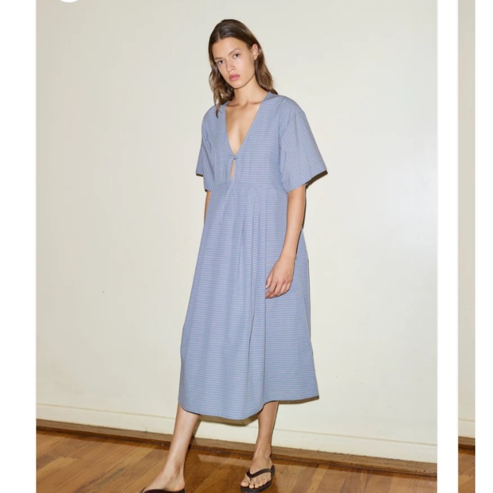 DEIJI square sleeve dress is off white cotton poplin